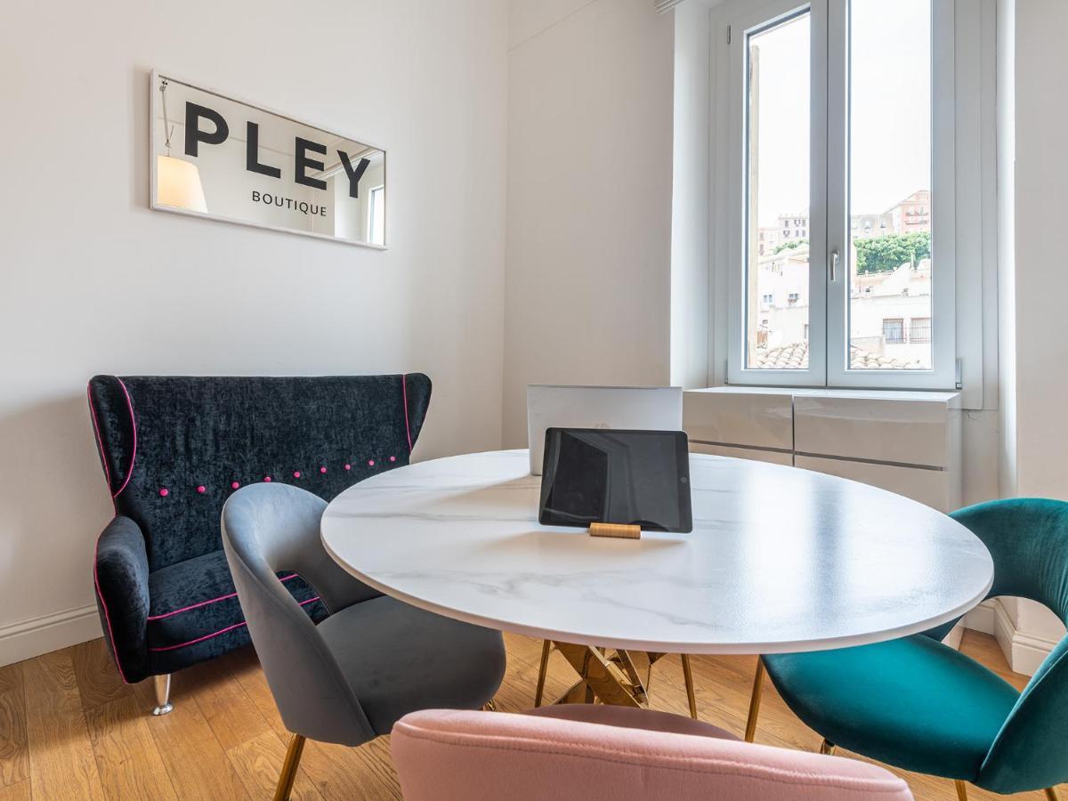 ホテル Pley Boutique Del Centro カリアリ エクステリア 写真