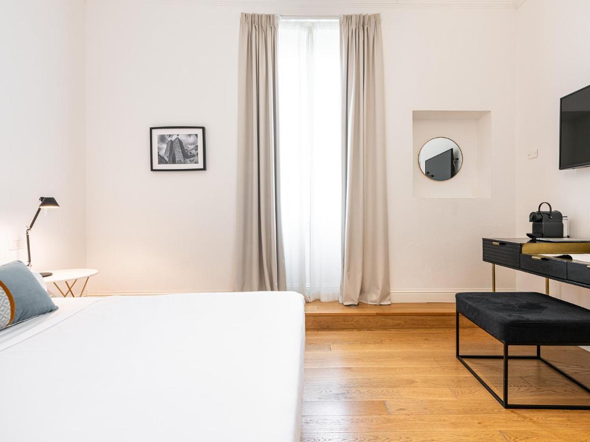 ホテル Pley Boutique Del Centro カリアリ エクステリア 写真