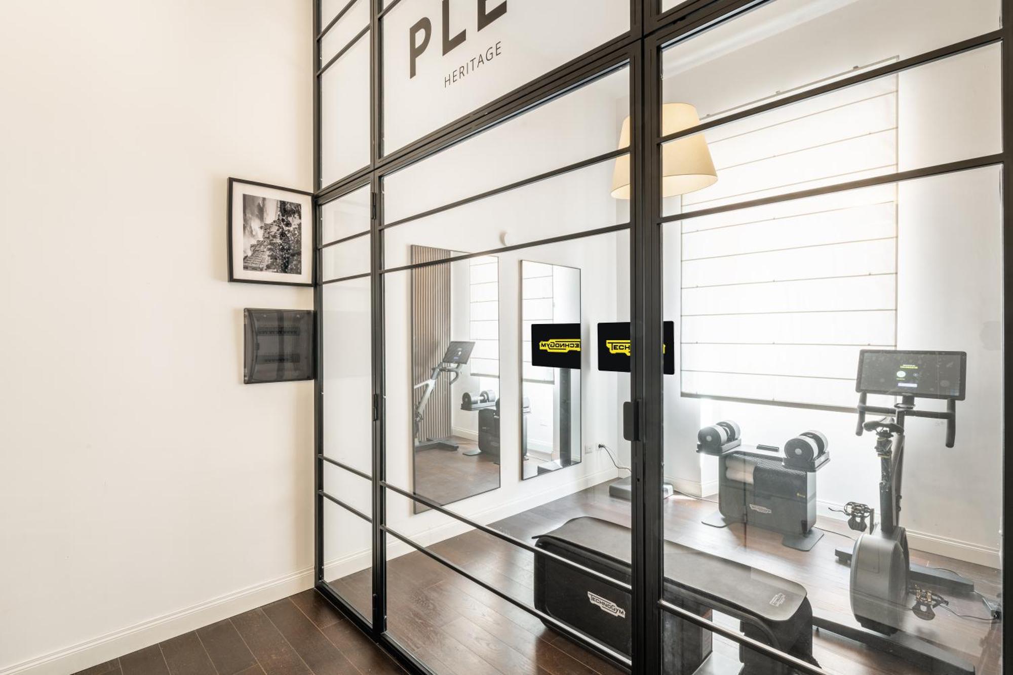 ホテル Pley Boutique Del Centro カリアリ エクステリア 写真