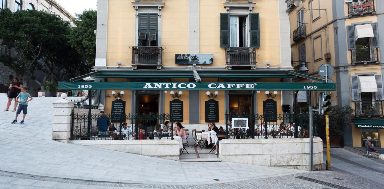 ホテル Pley Boutique Del Centro カリアリ エクステリア 写真